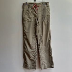 New!  Never Worn! North Face Size 6